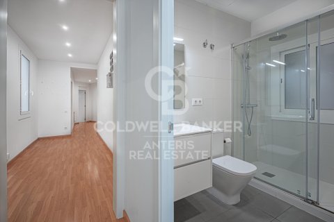 Apartment à vendre à Barcelona, Espagne, 4 chambres, 127 m2 No. 178502 - photo 11