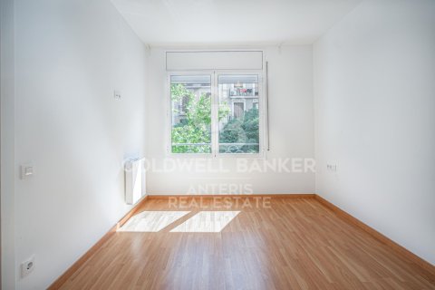 Apartment à vendre à Barcelona, Espagne, 4 chambres, 127 m2 No. 178502 - photo 5