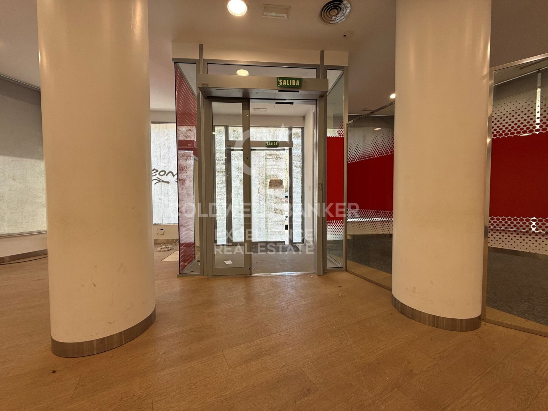 Propiedad comercial en Valencia, València, España 212 m2 No. 178503