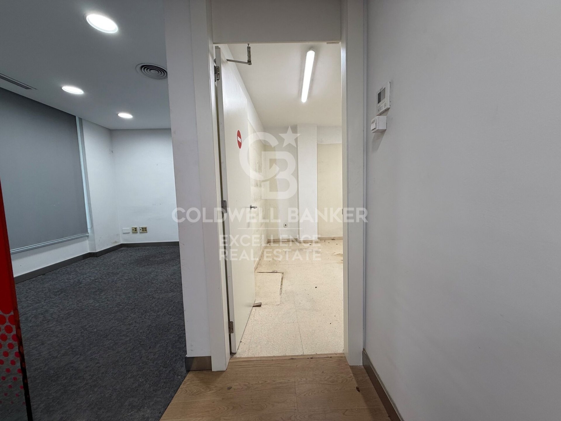Propiedad comercial en Valencia, València, España 212 m2 No. 178503