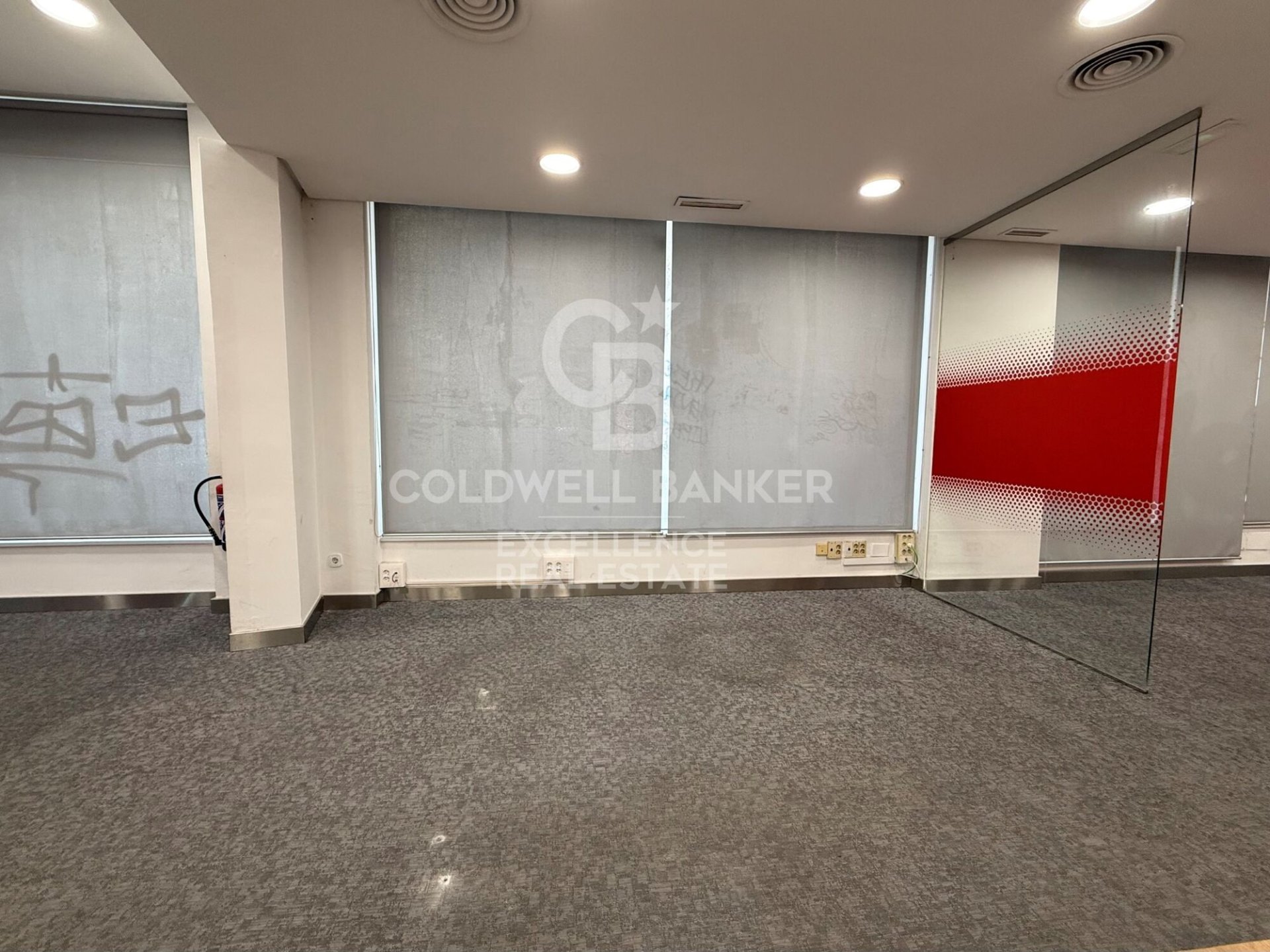 Propiedad comercial en Valencia, València, España 212 m2 No. 178503