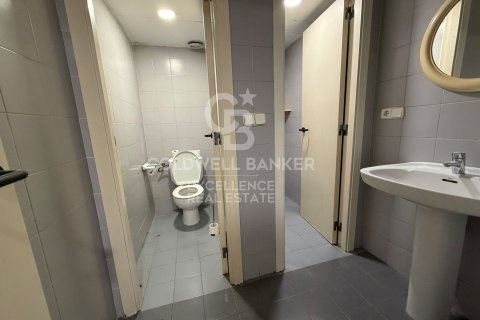 Продажа коммерческой недвижимости в Валенсия, Испания 212м2 №178503 - фото 22