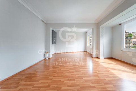 Apartment à vendre à Barcelona, Espagne, 3 chambres, 127 m2 No. 178506 - photo 5