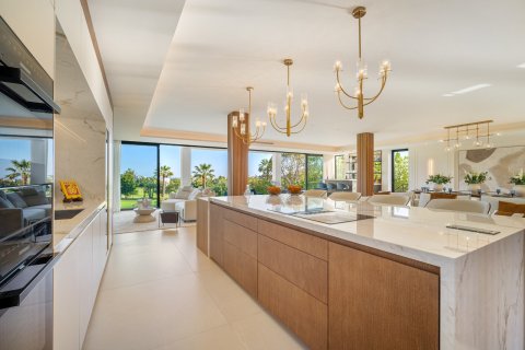 Villa till salu i Marbella, Malaga, Spanien 6 sovrum, 789 kvm. Nr. 162634 - foto 18