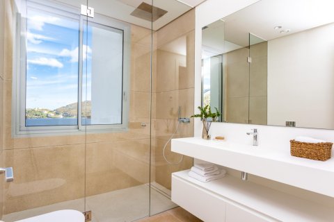 Apartament w Benahavis, Malaga, Hiszpania 3 sypialnie, 281 mkw. nr 162636 – zdjęcie 11