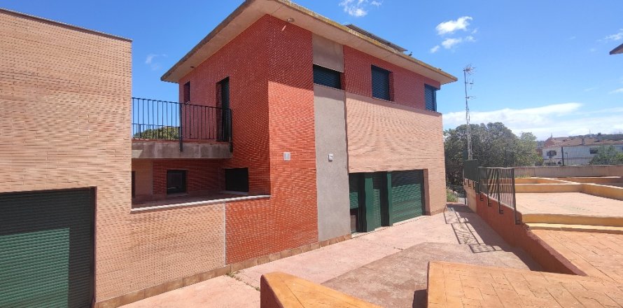House à Olerdola, Barcelona, Espagne 3 chambres, 227 m2 No. 167240
