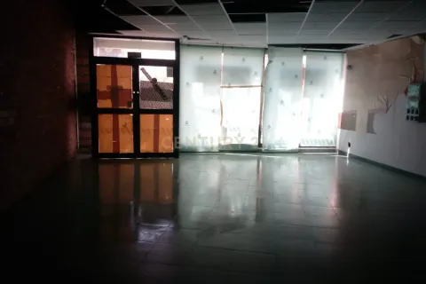 Retail store for sale in Barcelona, Spain 155 sq.m. No. 167244 - photo 2