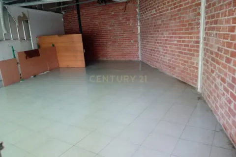 Retail store for sale in Barcelona, Spain 155 sq.m. No. 167244 - photo 6