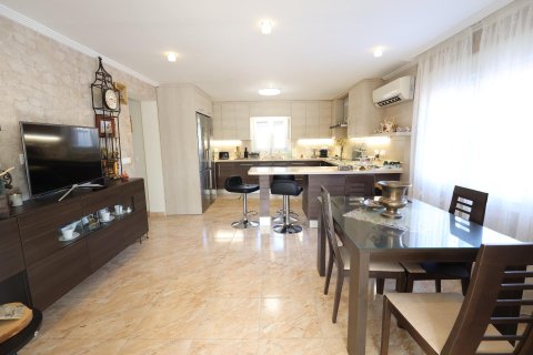 Wohnung zum Verkauf in Torrevieja, Alicante, Spanien 5 Schlafzimmer, 311 m2 Nr. 165775 - Foto 3