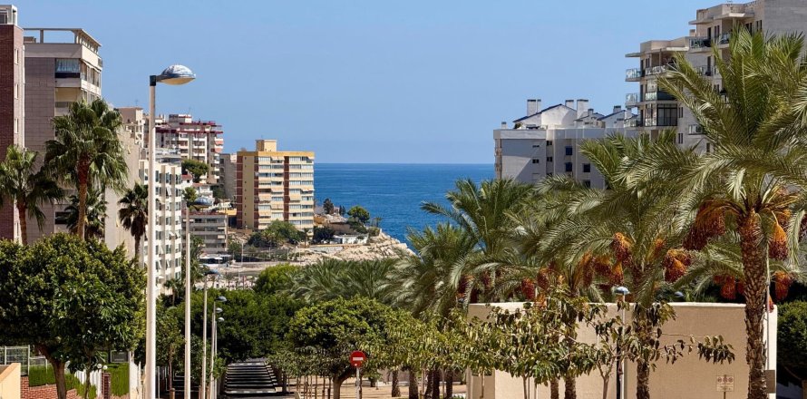 Apartment in Finestrat, Alicante, Spain 2 bedrooms, 96 sq.m. No. 165771
