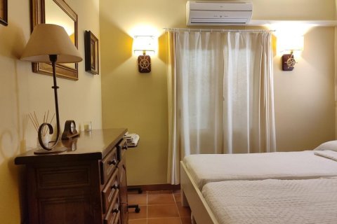 Villa for sale in Maryvilla, Alicante, Spain 3 bedrooms, 191 sq.m. No. 165777 - photo 24