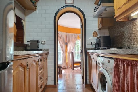 Villa for sale in Maryvilla, Alicante, Spain 3 bedrooms, 191 sq.m. No. 165777 - photo 15