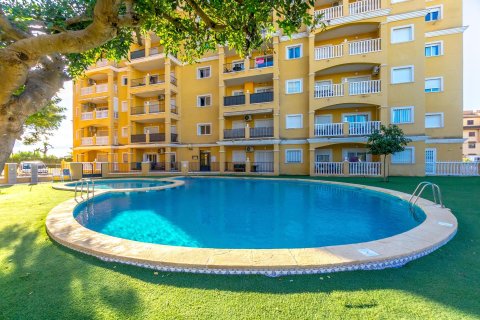 Huoneisto myytävänä Torrevieja, Alicante, Espanja, 2 makuuhuonetta, 58 m2 No. 190014 - kuva 4