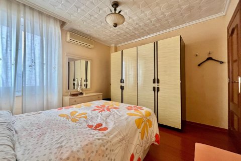 Apartamento en venta en Torrevieja, Alicante, España 3 dormitorios, 97 m2 No. 190011 - foto 12