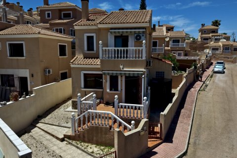 Villa in Villamartin, Alicante, Spain 3 bedrooms, 100 sq.m. No. 190009