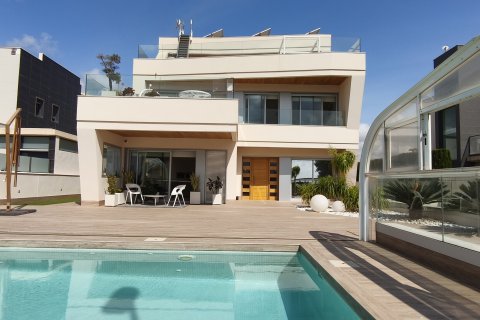 Villa till salu i Alicante, Spanien 4 sovrum, 347 kvm. Nr. 190013 - foto 2