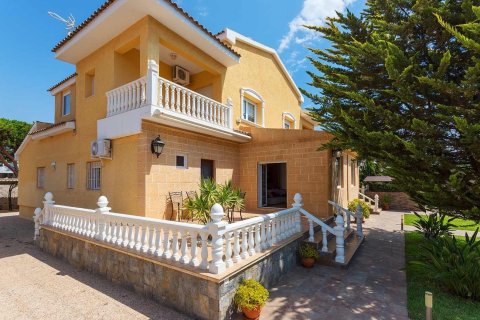 Вилла в Аликанте, Испания 5 спален, 440м2 №190012