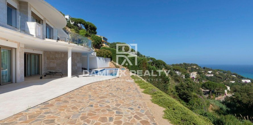 Casa a Tossa de Mar, Girona, Spagna 6 camere da letto, 380 mq. N° 176718