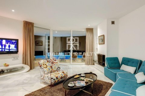Huvila myytävänä Lloret de Mar, Girona, Espanja, 4 makuuhuonetta, 400 m2 No. 176714 - kuva 18