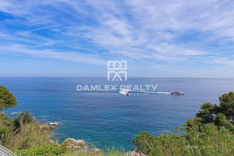 Huvila myytävänä Lloret de Mar, Girona, Espanja, 4 makuuhuonetta, 400 m2 No. 176714 - kuva 9
