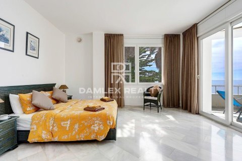 Huvila myytävänä Lloret de Mar, Girona, Espanja, 4 makuuhuonetta, 400 m2 No. 176714 - kuva 23