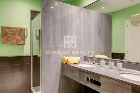 Huvila myytävänä Lloret de Mar, Girona, Espanja, 4 makuuhuonetta, 400 m2 No. 176714 - kuva 28