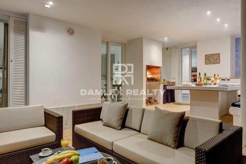 Huvila myytävänä Lloret de Mar, Girona, Espanja, 4 makuuhuonetta, 400 m2 No. 176714 - kuva 22