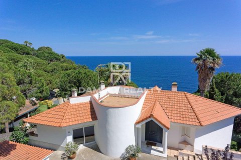 Huvila myytävänä Lloret de Mar, Girona, Espanja, 4 makuuhuonetta, 400 m2 No. 176714 - kuva 12