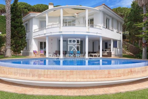 Huvila myytävänä Lloret de Mar, Girona, Espanja, 4 makuuhuonetta, 400 m2 No. 176714 - kuva 8
