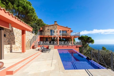 Huvila myytävänä Begur, Girona, Espanja, 7 makuuhuonetta, 499 m2 No. 176713 - kuva 2