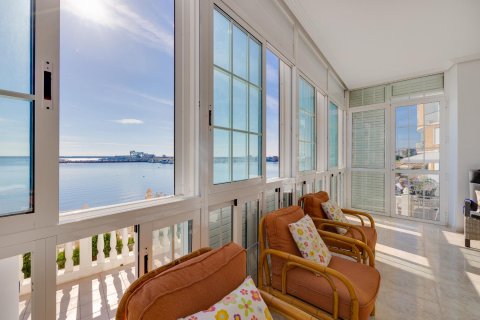 Lägenhet till salu i Torrevieja, Alicante, Spanien 4 sovrum, 146 kvm. Nr. 150005 - foto 11