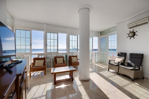 Lägenhet till salu i Torrevieja, Alicante, Spanien 4 sovrum, 146 kvm. Nr. 150005 - foto 5