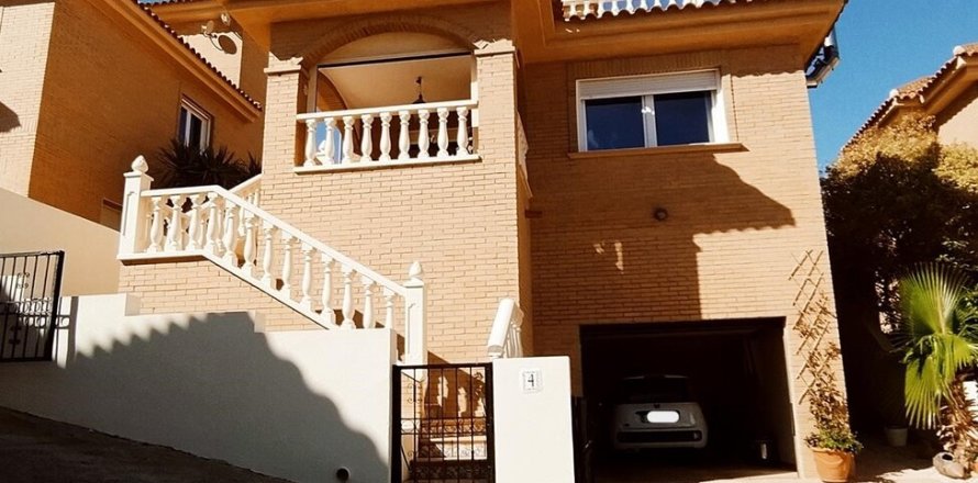 Villa in Ciudad Quesada, Alicante, Spain 3 bedrooms, 204 sq.m. No. 150001
