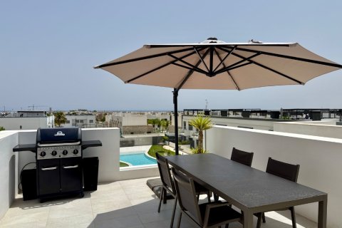 Wohnung zum Verkauf in Mil Palmeras, Alicante, Spanien 3 Schlafzimmer,  Nr. 146174 - Foto 1