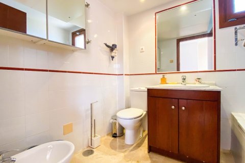 Huoneisto myytävänä Punta Prima, Alicante, Espanja, 2 makuuhuonetta, 65 m2 No. 146179 - kuva 28