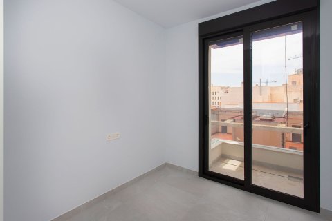 Продажа квартиры в Торревьеха, Аликанте, Испания 2 спальни, 88м2 №119058 - фото 18