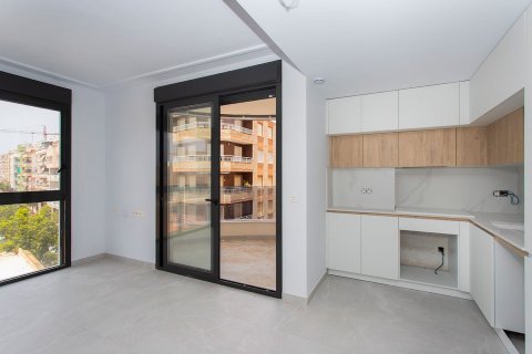 Продажа квартиры в Торревьеха, Аликанте, Испания 2 спальни, 88м2 №119058 - фото 5