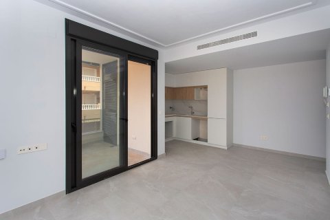 Продажа квартиры в Торревьеха, Аликанте, Испания 2 спальни, 88м2 №119058 - фото 4