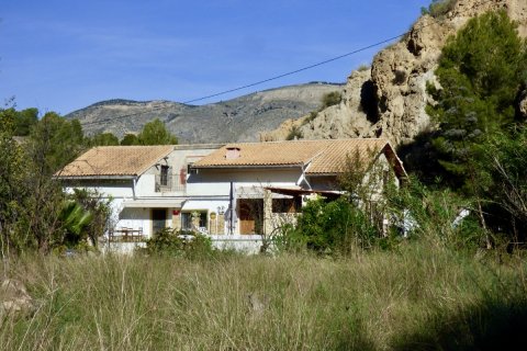 Finca a Orxeta, Alicante, Spagna 3 camere da letto, 254 mq. N° 192499