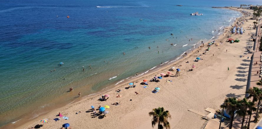 Appartamento a Villajoyosa, Alicante, Spagna 2 camere da letto, 69 mq. N° 192498