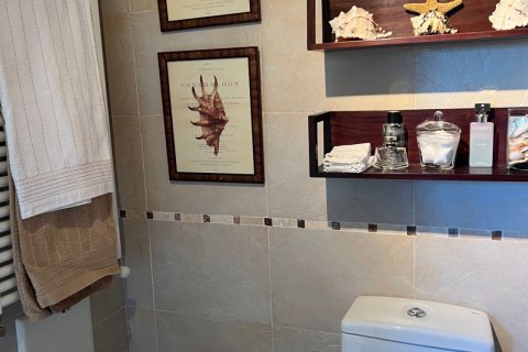 Duplex for sale in Sabinanigo, Huesca, Spain 3 bedrooms, 147 sq.m. No. 187770 - photo 18