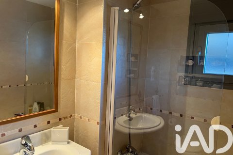 Duplex for sale in Sabinanigo, Huesca, Spain 3 bedrooms, 147 sq.m. No. 187770 - photo 17