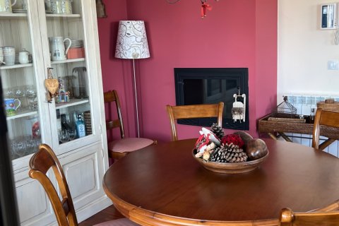 Duplex for sale in Sabinanigo, Huesca, Spain 3 bedrooms, 147 sq.m. No. 187770 - photo 9