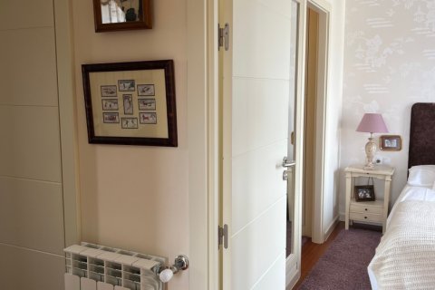 Duplex for sale in Sabinanigo, Huesca, Spain 3 bedrooms, 147 sq.m. No. 187770 - photo 12
