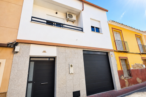 Apartamento en Calasparra, Murcia, España 3 dormitorios, 216 m2 No. 187772
