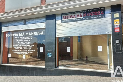 Komerciāls īpašums īrēšanai Manresa, Barcelona, Spānijā 223 m2 Nr. 154272 - attēls 2