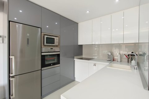 Apartamento en venta en Mil Palmeras, Alicante, España 3 dormitorios, 67 m2 No. 146734 - foto 3