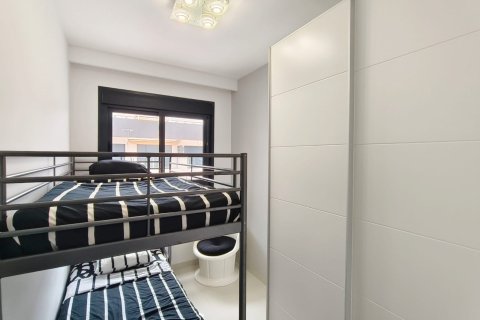 Apartamento en venta en Mil Palmeras, Alicante, España 3 dormitorios, 67 m2 No. 146734 - foto 20