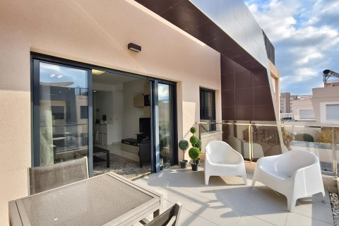 Apartamento en venta en Mil Palmeras, Alicante, España 3 dormitorios, 67 m2 No. 146734 - foto 9