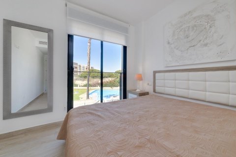 Apartamento en venta en La Mata, Alicante, España 2 dormitorios, 84 m2 No. 146732 - foto 7